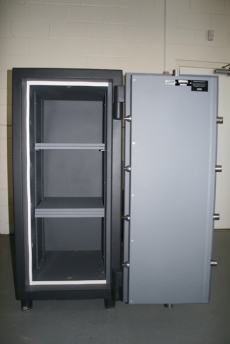 Used Original Platinum Vault TL30X6 5220 Model High Security Safe 